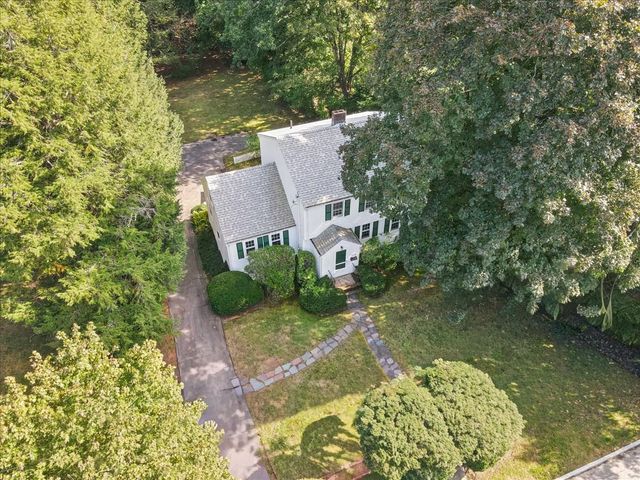 1036 High St, Westwood, MA 02090