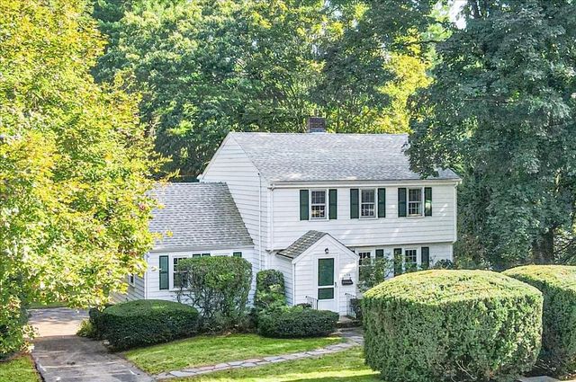 1036 High St, Westwood, MA 02090