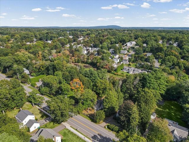 1036 High St, Westwood, MA 02090