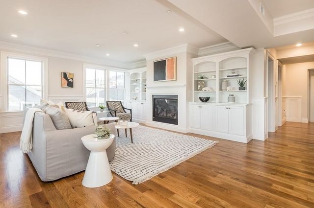 56 Belmont St 2, Boston, MA 02129