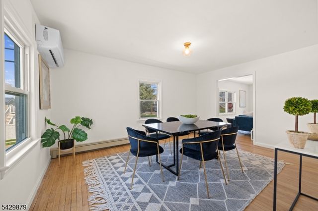 765 Chase Ave, Lyndhurst Twp., NJ 07071
