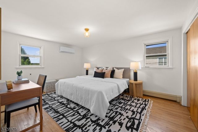 765 Chase Ave, Lyndhurst Twp., NJ 07071