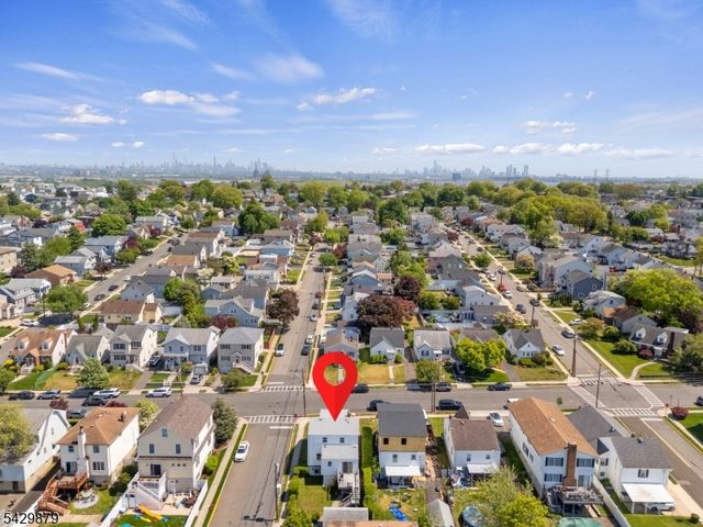 765 Chase Ave, Lyndhurst Twp., NJ 07071