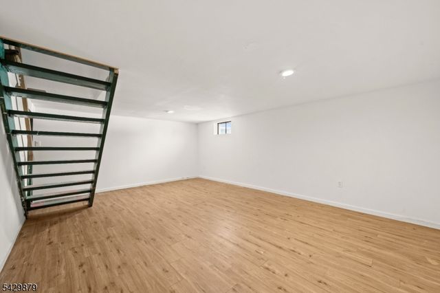 765 Chase Ave, Lyndhurst Twp., NJ 07071
