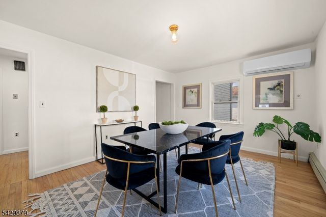 765 Chase Ave, Lyndhurst Twp., NJ 07071