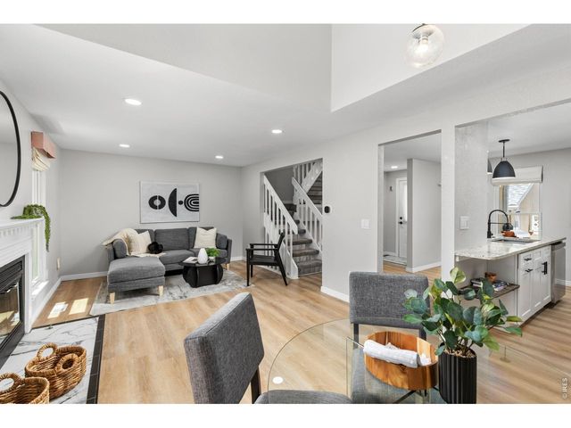 923 Reynolds Farm Ln, Longmont, CO 80503
