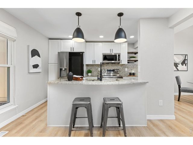 923 Reynolds Farm Ln, Longmont, CO 80503