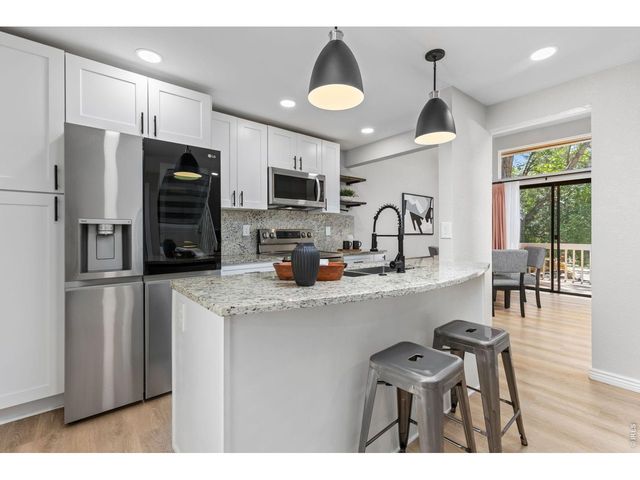 923 Reynolds Farm Ln, Longmont, CO 80503