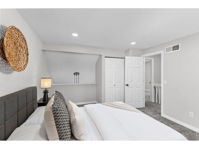 923 Reynolds Farm Ln, Longmont, CO 80503