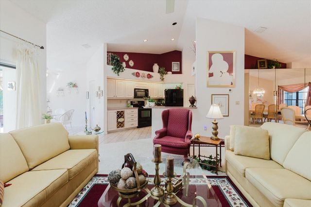 802 CENTERWOOD DRIVE, Tarpon Springs, FL 34688