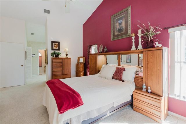 802 CENTERWOOD DRIVE, Tarpon Springs, FL 34688