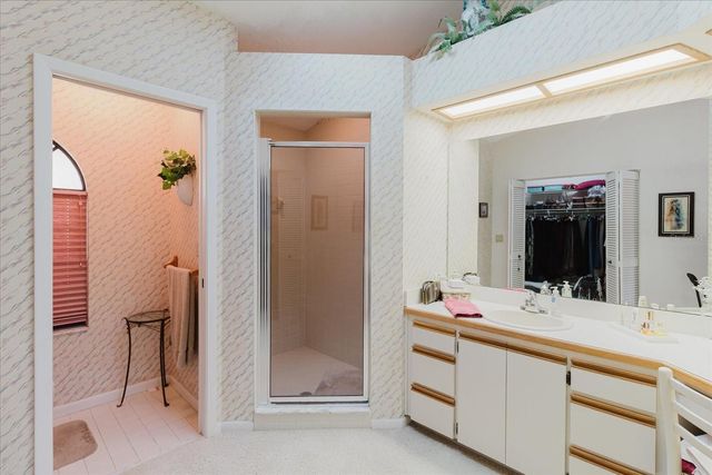 802 CENTERWOOD DRIVE, Tarpon Springs, FL 34688