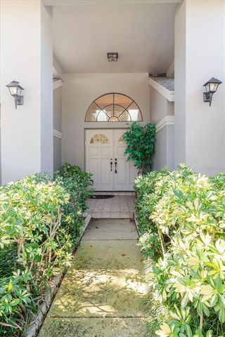 802 CENTERWOOD DRIVE, Tarpon Springs, FL 34688