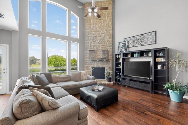 1010 Kaylie, Grand Prairie, TX 75052