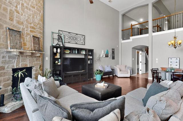 1010 Kaylie, Grand Prairie, TX 75052