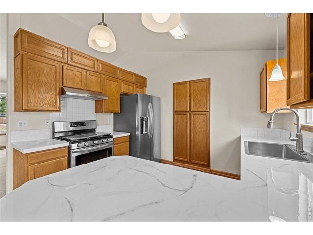 2107 Tristi Ct, Johnstown, CO 80534