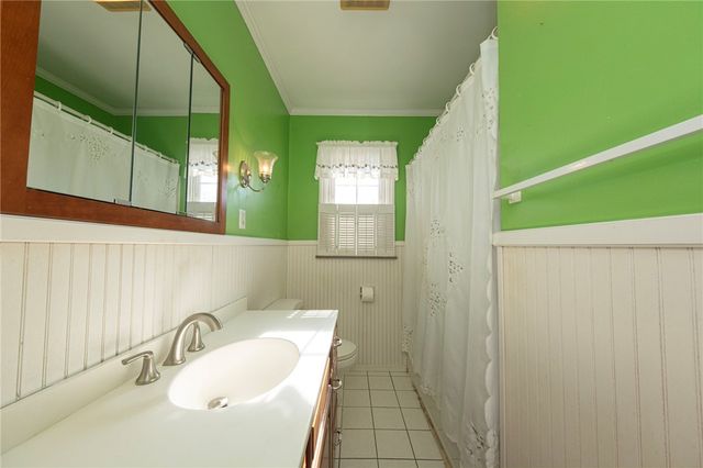 160 Maus Drive, North Huntingdon, PA 15642