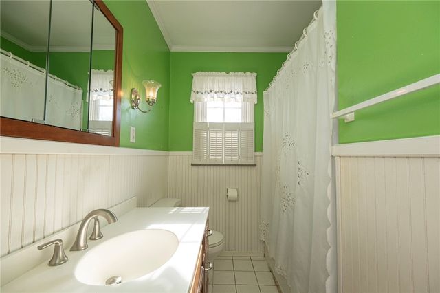 160 Maus Drive, North Huntingdon, PA 15642