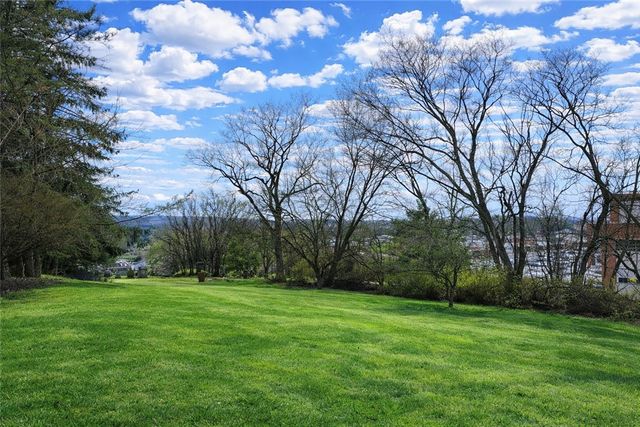 160 Maus Drive, North Huntingdon, PA 15642