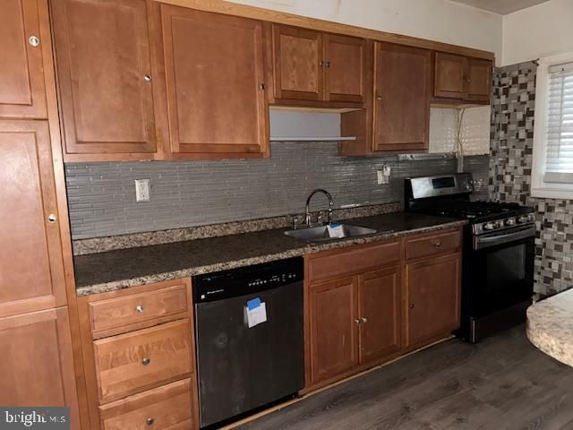 6142 DUNROMING RD, Baltimore, MD 21239