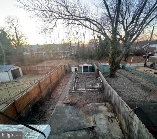 6142 DUNROMING RD, Baltimore, MD 21239