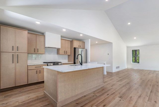 1689 Cascade Trail, Long Lake Twp, MI 49685