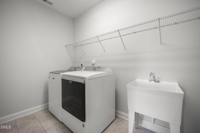 201 Ocean Jasper Drive, Holly Springs, NC 27540