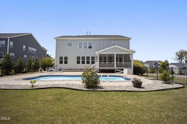 201 Ocean Jasper Drive, Holly Springs, NC 27540