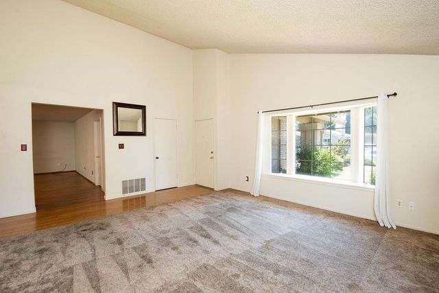 3333 Mesquite Way, Modesto, CA 95355