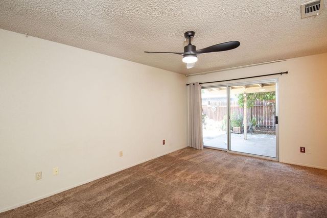 3333 Mesquite Way, Modesto, CA 95355