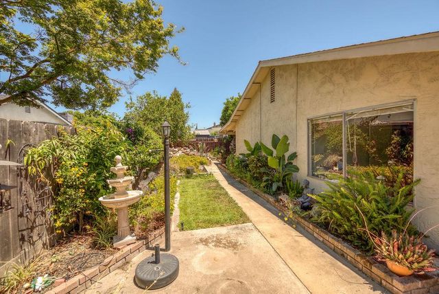 3333 Mesquite Way, Modesto, CA 95355