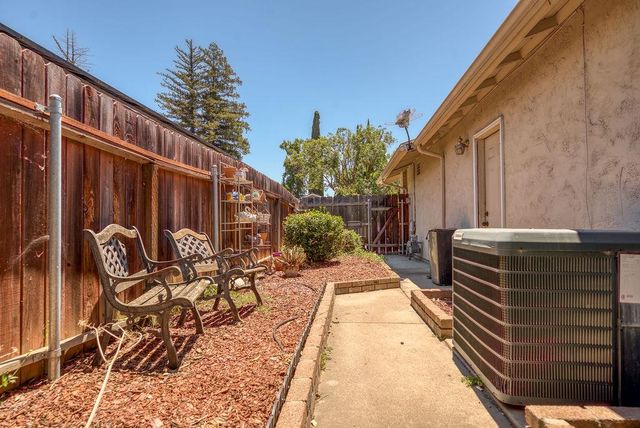 3333 Mesquite Way, Modesto, CA 95355