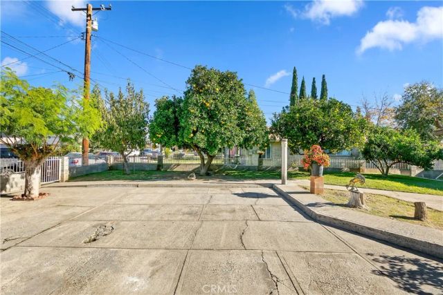 231 W 24th Street, San Bernardino, CA 92405