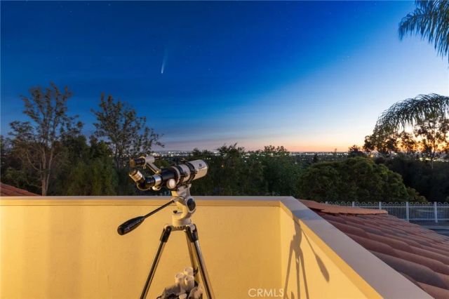 1320 N Raymond, Fullerton, CA 92831