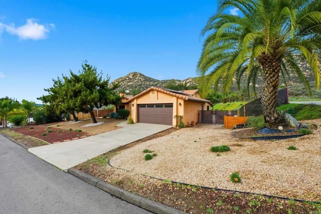 25758 Bellemore Dr, Ramona, CA 92065
