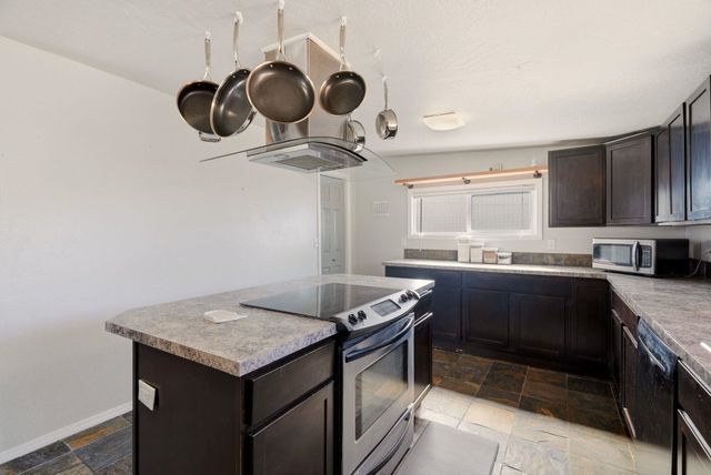 3017 E Rowan Ave, Spokane, WA 99217