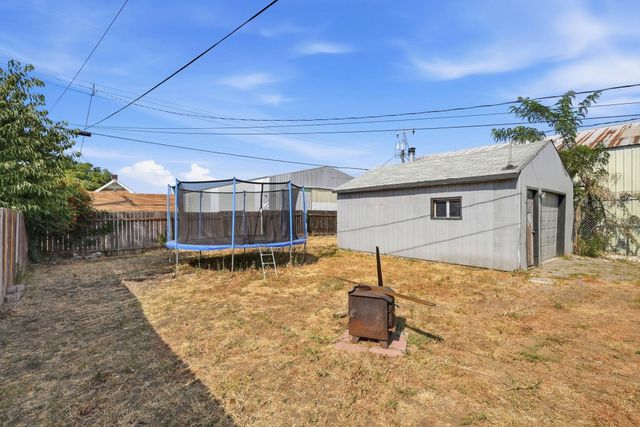 3017 E Rowan Ave, Spokane, WA 99217