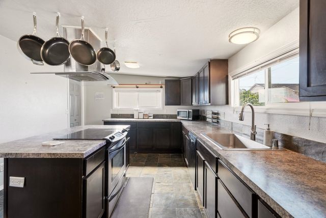 3017 E Rowan Ave, Spokane, WA 99217