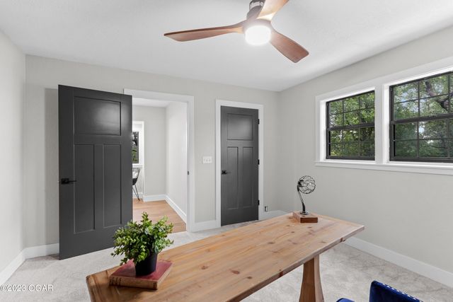 5554 Riverside Drive, Joplin, MO 64804