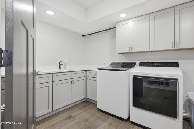 5554 Riverside Drive, Joplin, MO 64804