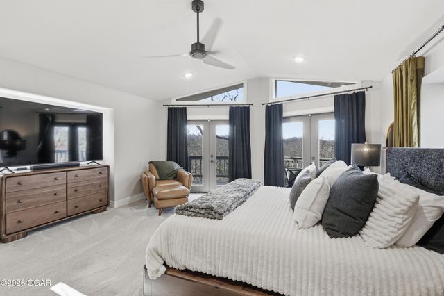 5554 Riverside Drive, Joplin, MO 64804