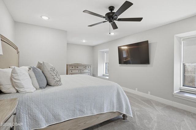 5554 Riverside Drive, Joplin, MO 64804