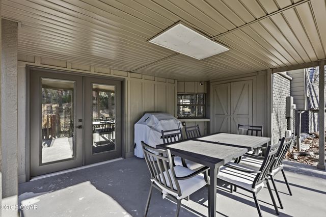 5554 Riverside Drive, Joplin, MO 64804