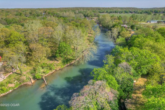 5554 Riverside Drive, Joplin, MO 64804