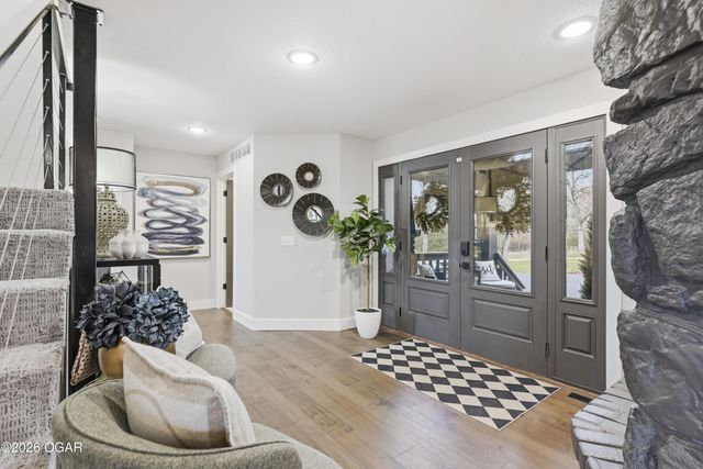 5554 Riverside Drive, Joplin, MO 64804