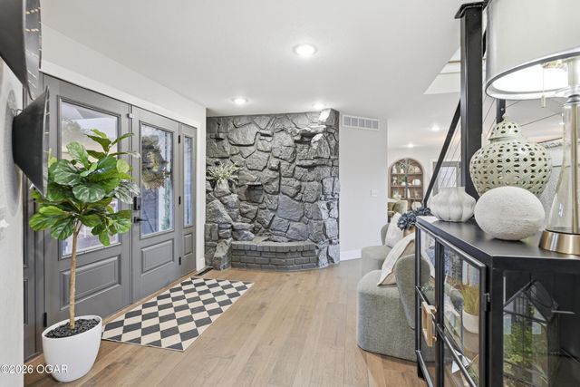 5554 Riverside Drive, Joplin, MO 64804