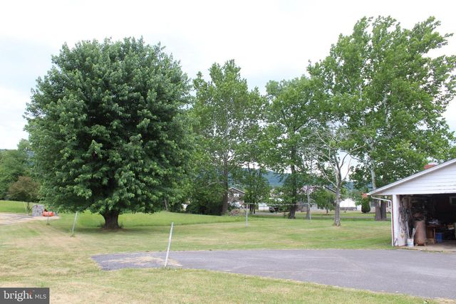 1224 NEW CREEK HWY, Keyser, WV 26726