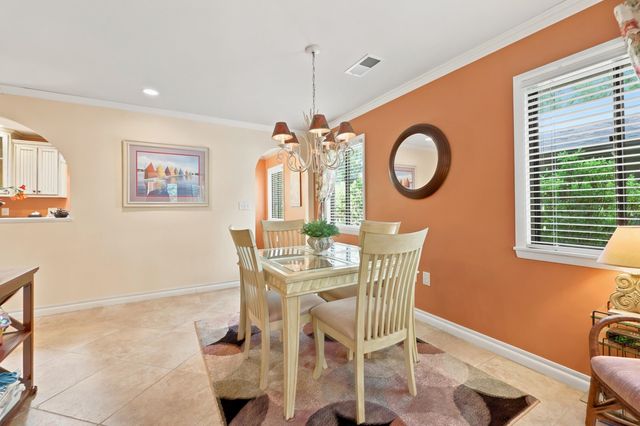 908 Briarwood Dr., Myrtle Beach, SC 29572