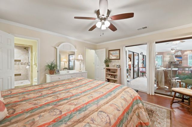 908 Briarwood Dr., Myrtle Beach, SC 29572