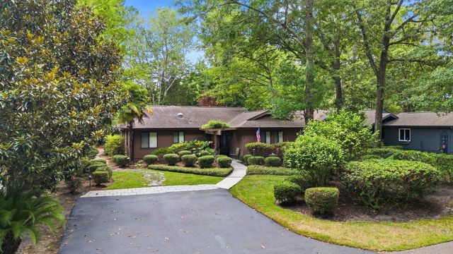 908 Briarwood Dr., Myrtle Beach, SC 29572